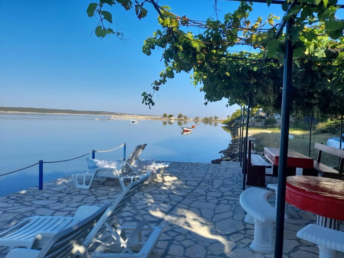 Apartmani Mirko Ljubac Ražanac 외부 사진
